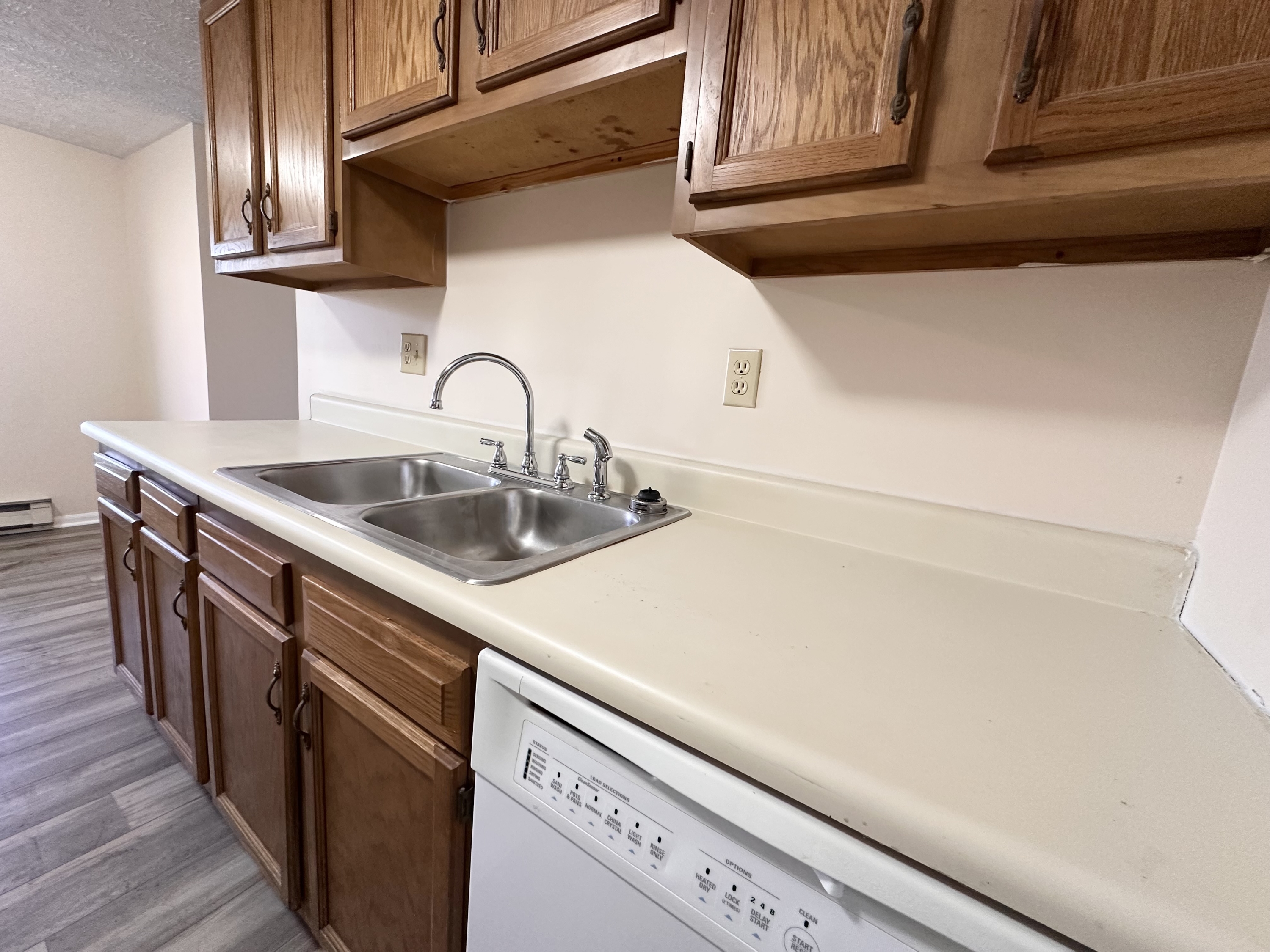 Heritage Square Apartments - E4