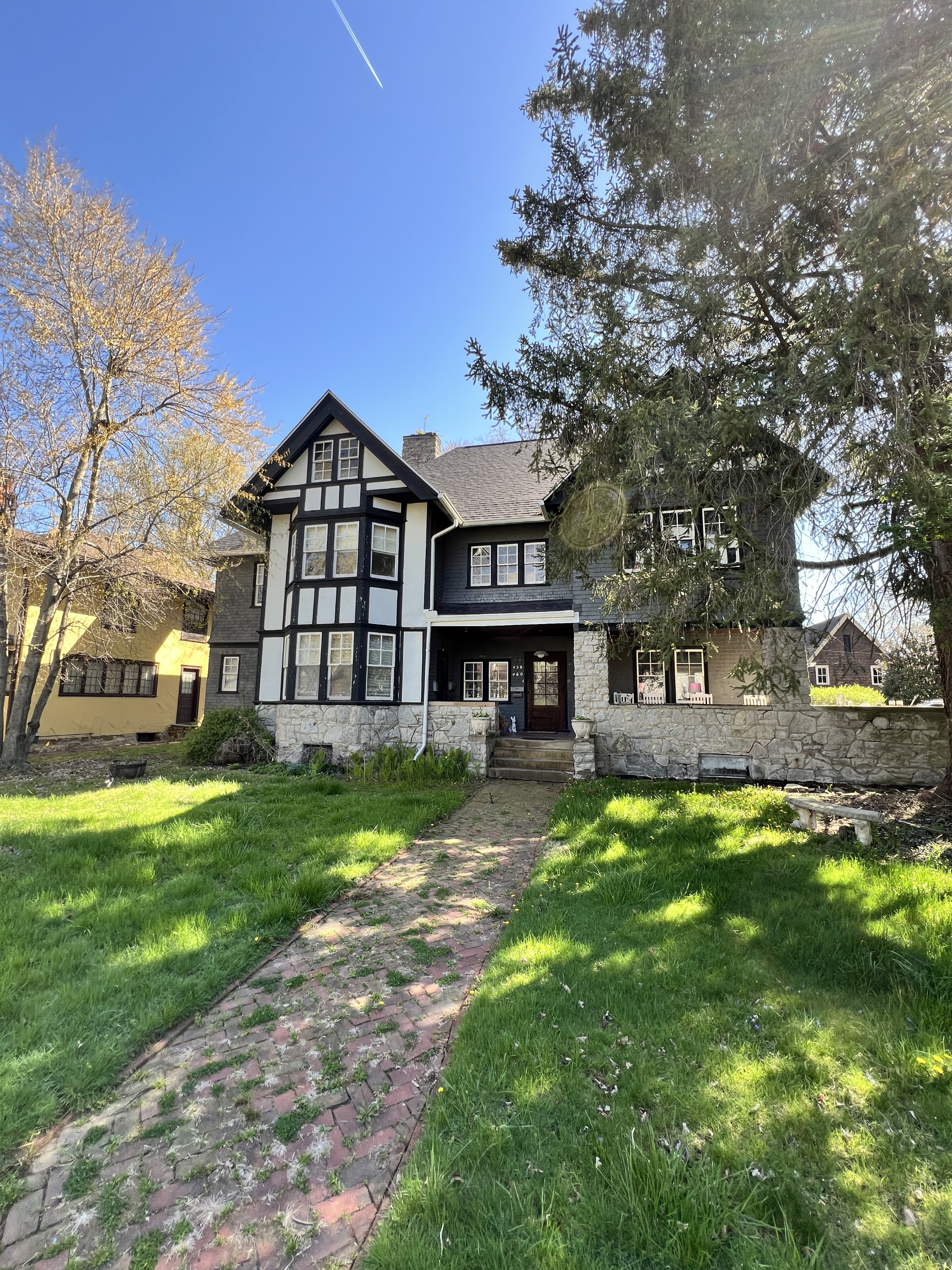 458 Hudson Avenue